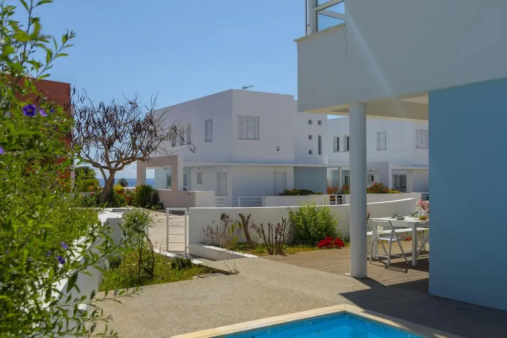 Oceania Villa