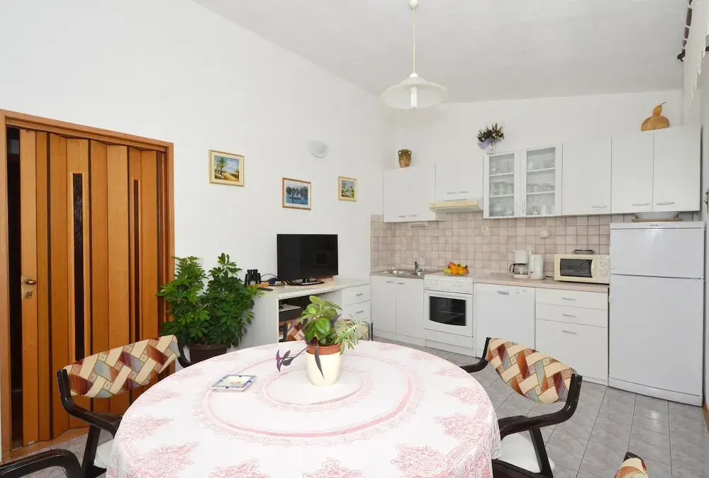 Apartment Vesna Okrug Gornji / Two Bedroom A1