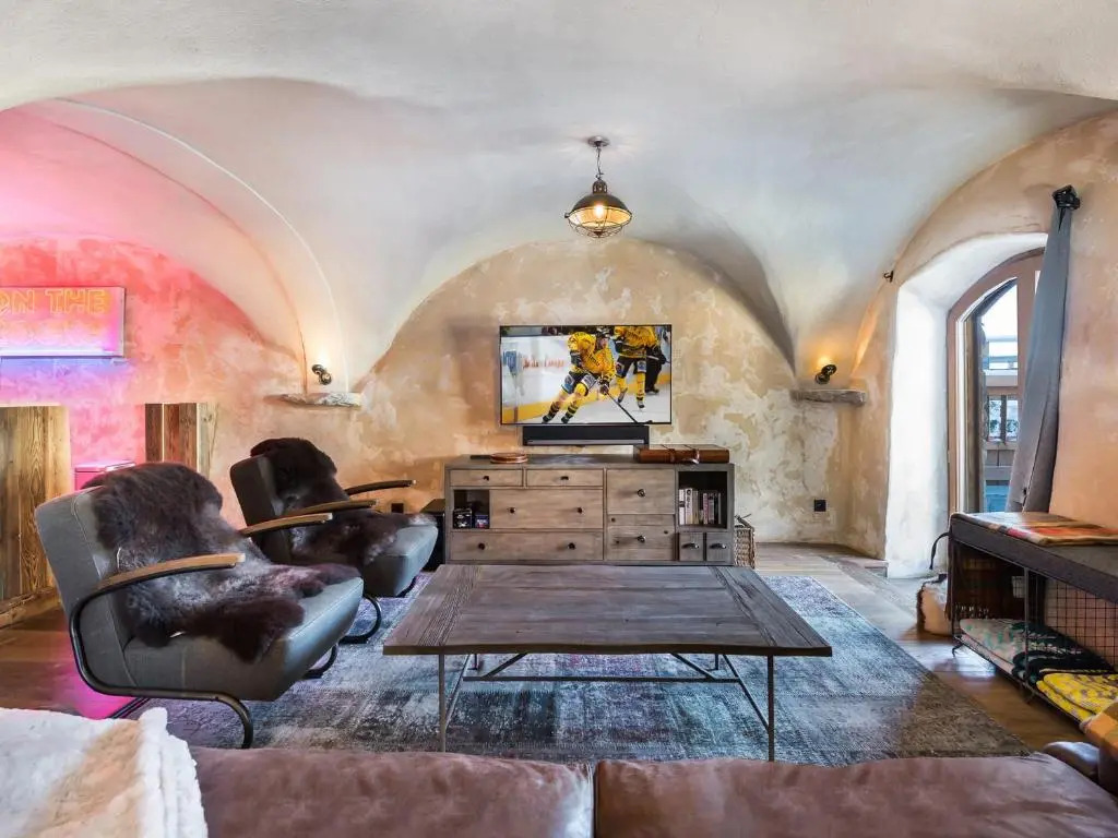 Chalet moderne à Méribel, 5 chambres, jacuzzi, proche télécabine - FR-1-566-14