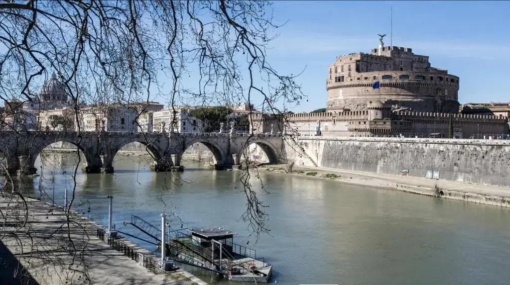 Navona Hi-Tech Apartment