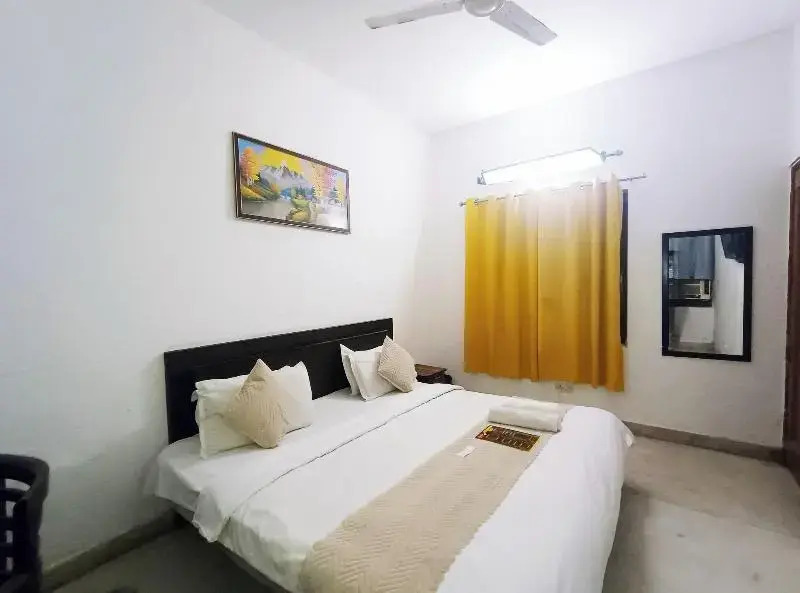 Mauryan Express I Hotel Malviya Nagar