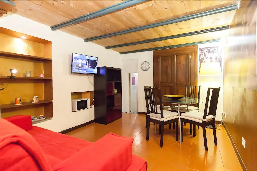 Trevi Fountain Elegant Two Bedrooms