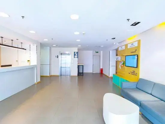 YiJu Hotel (Kaiyuan Jiefang Road)