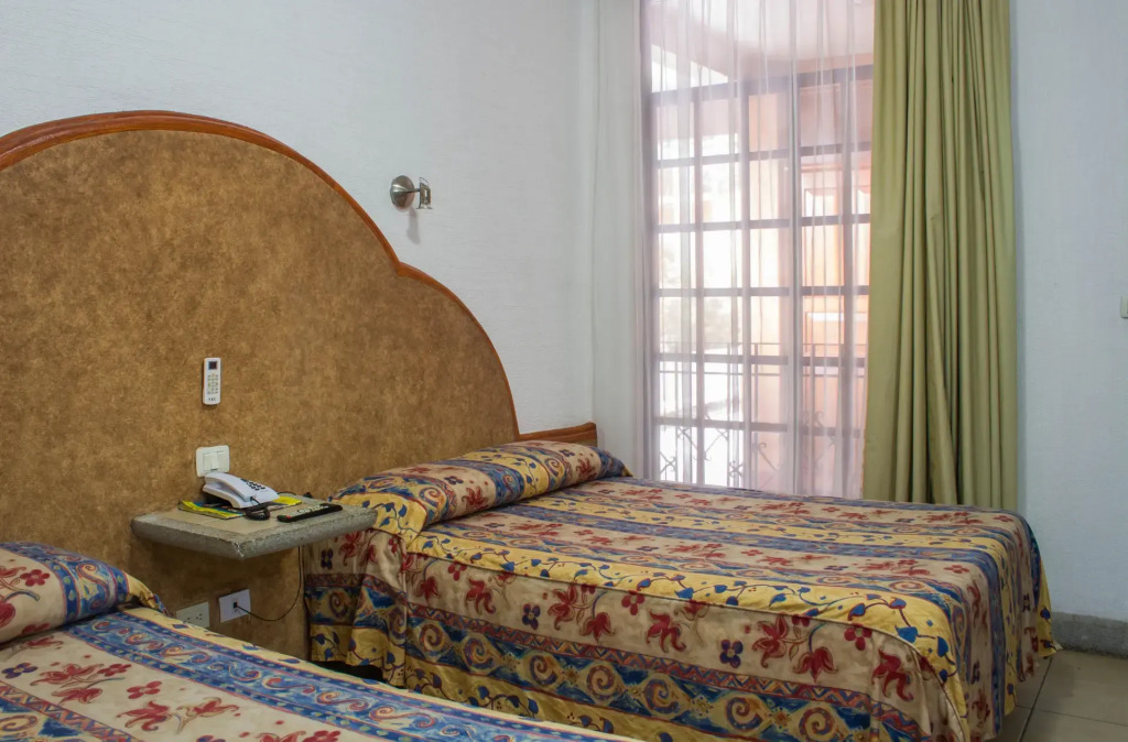 Hotel Fenix