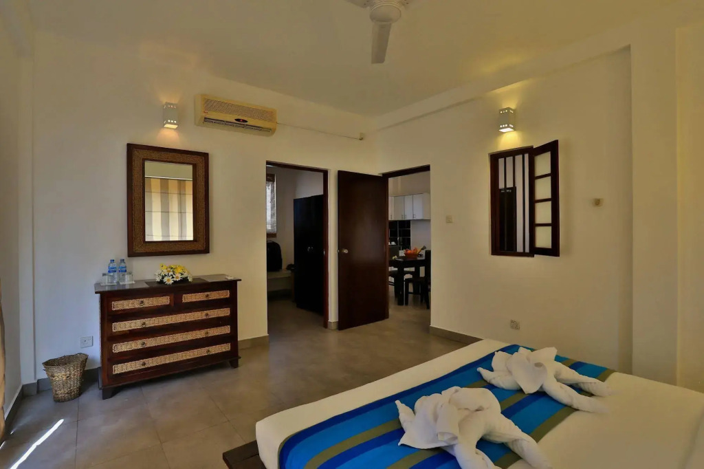 St.Lachlan Hotel & Suites