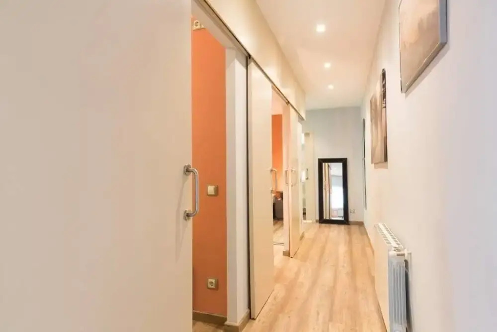 Cozy 2 Bed Apt Near Sagrada Familia