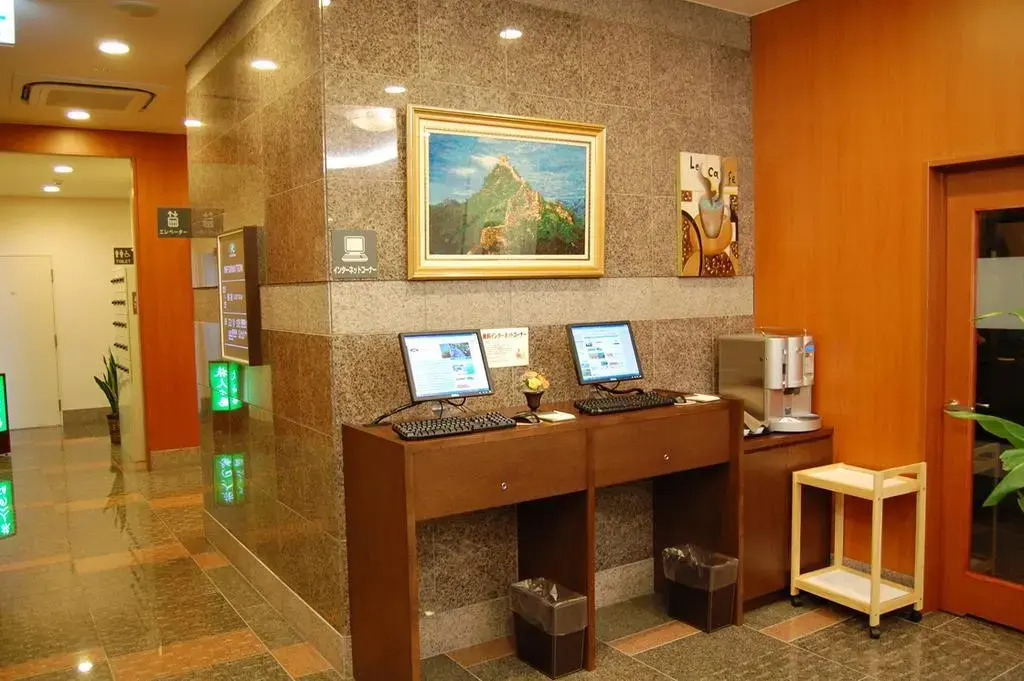 Hotel Route-Inn Kitakyushu-Wakamatsu Ekihigashi