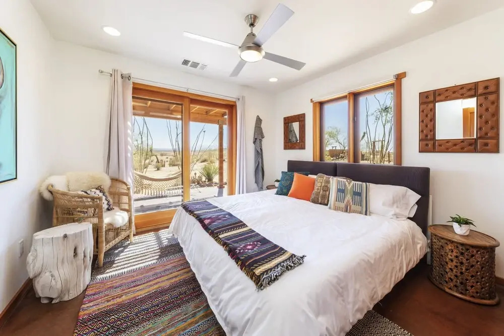 Moonview Modern Hot Tub, Bbq & Private Pool 2 Bedroom Home by RedAwning