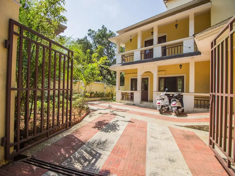 OYO 13081 Home Exotic 1 BHK Assagaon
