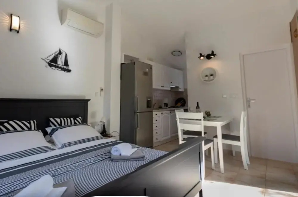 Kike - 60 Meters From the Beach - SA1