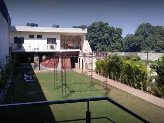 Maanya Palace