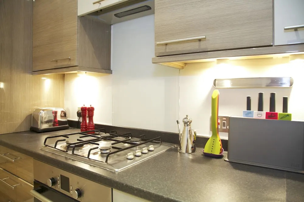 A Place Like Home - Two Bedroom Flat near Gloucester Road
