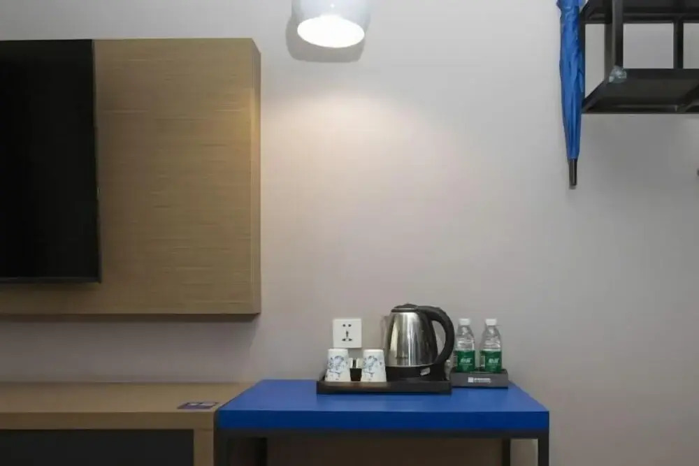 Yeste Hotel