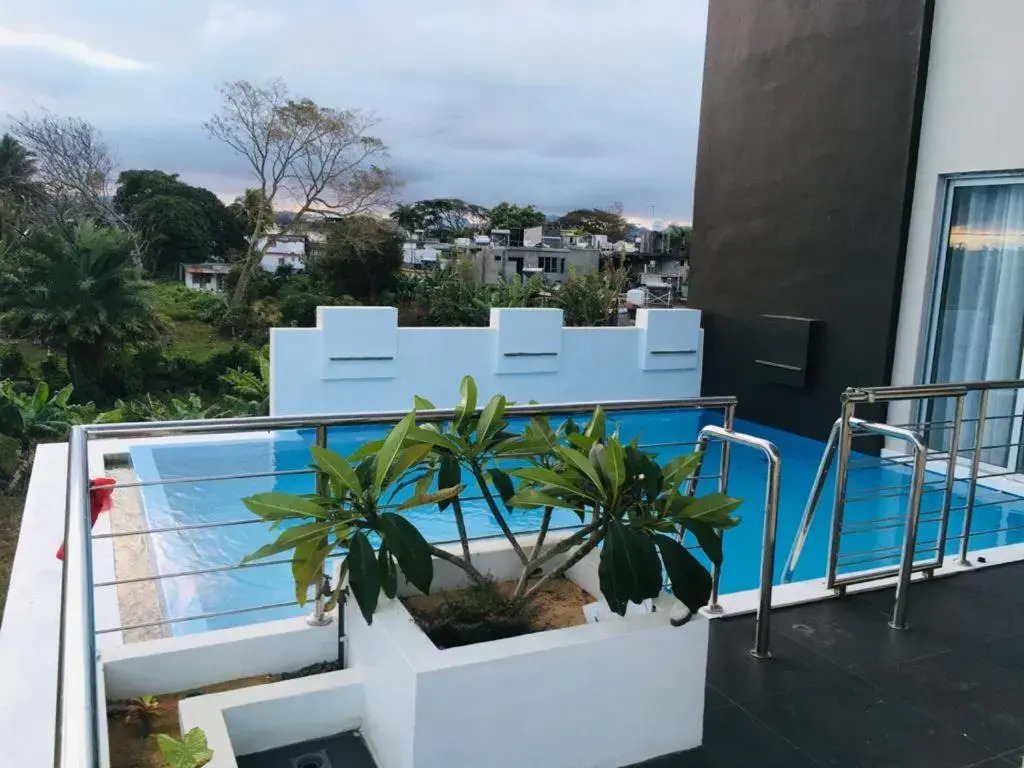 ISLAND RESIDENCE Plaisance - Mauritius - Villa with Private Pool - 15718