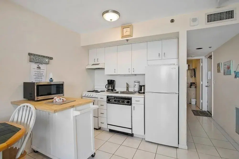 South Collier Condo #7384 1 Bedroom 1 Bathroom Condo