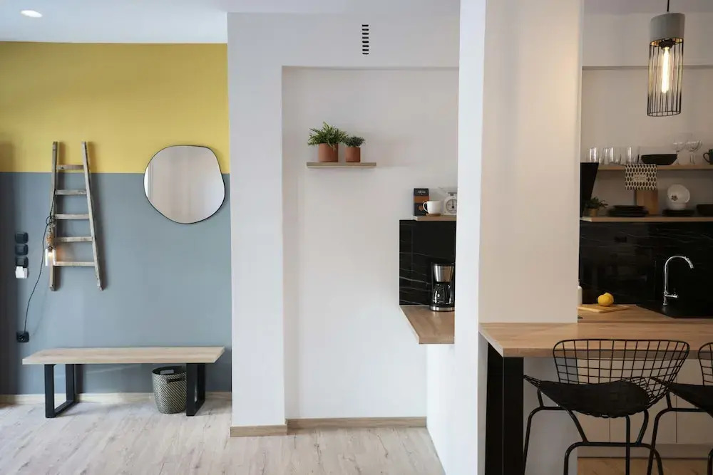 Modern 2bed 2bath Loft in Acropolis area