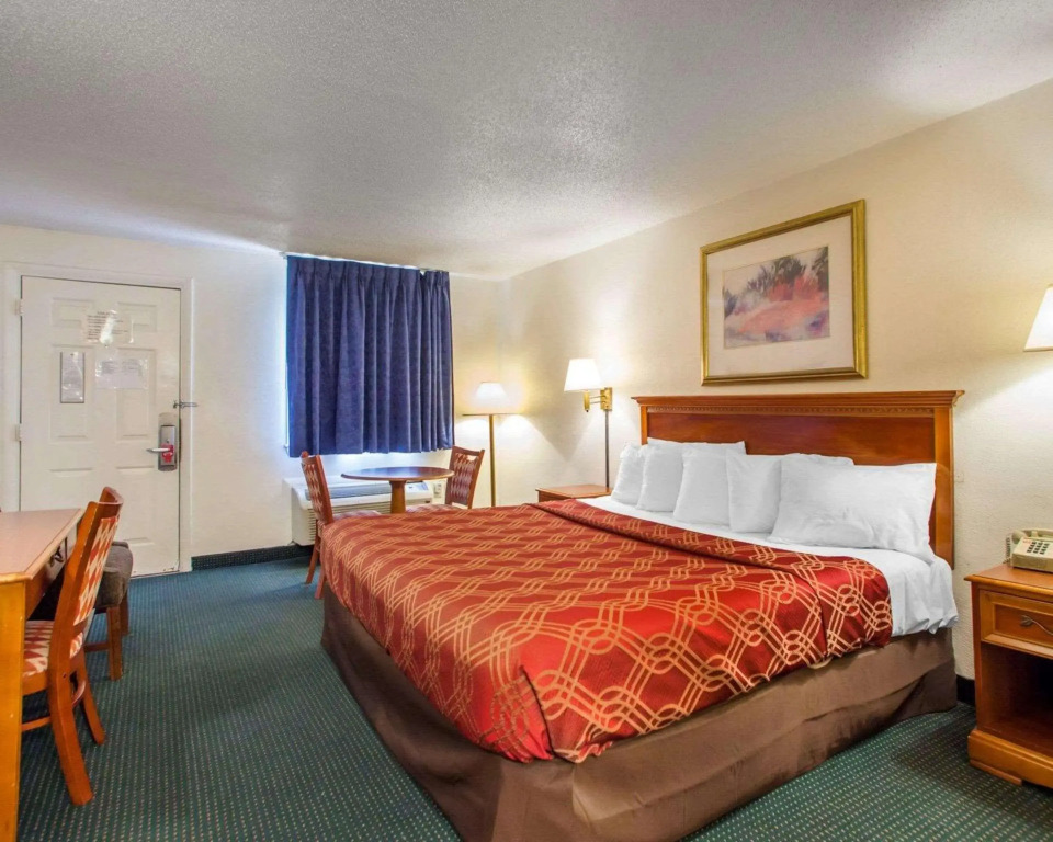 Econo Lodge Somers Point
