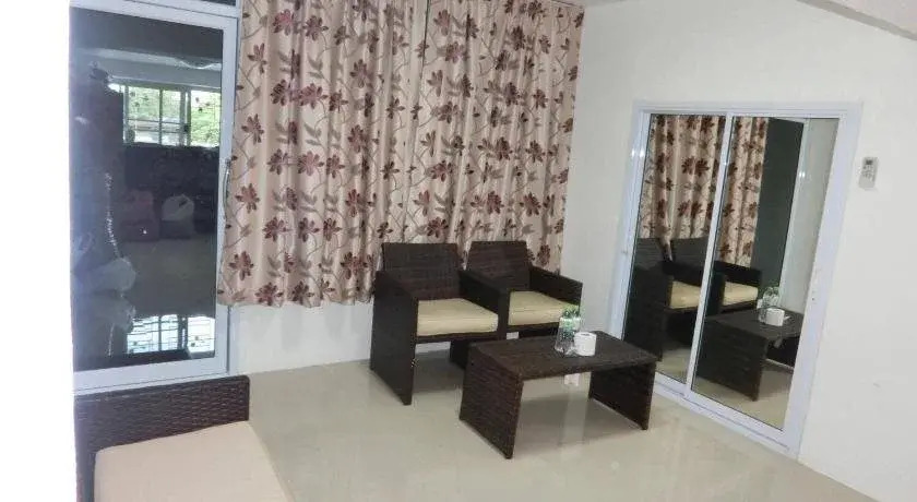 Arisa Hostel