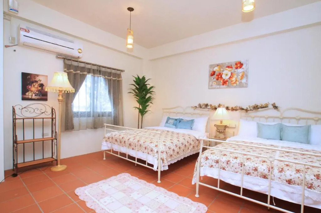 Free House B&B