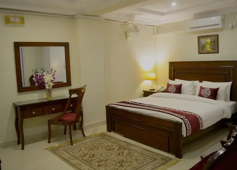 Holiday Grand Resort Bhurban