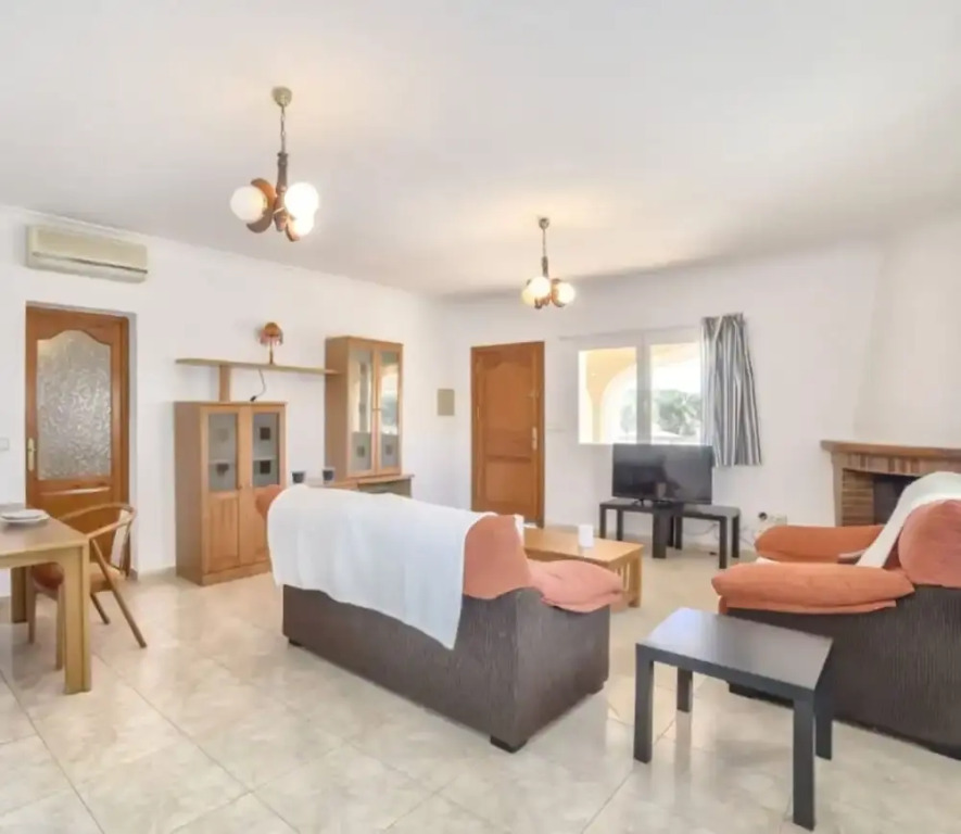 Villa - 12 Bedrooms with Pool and WiFi - 106430