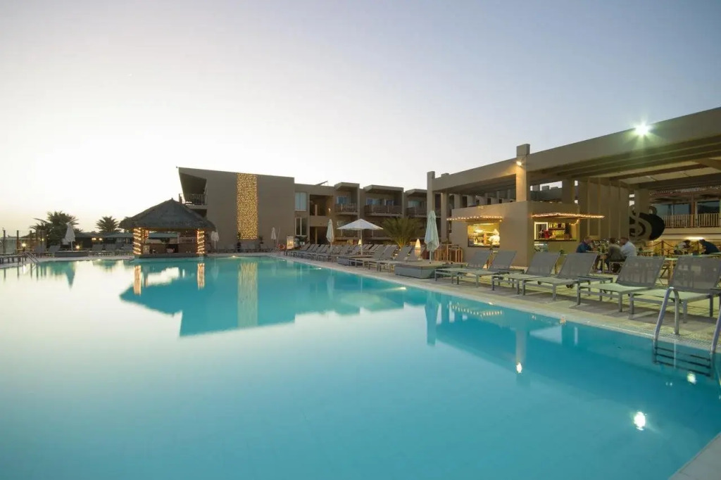 Oasis Salinas Sea