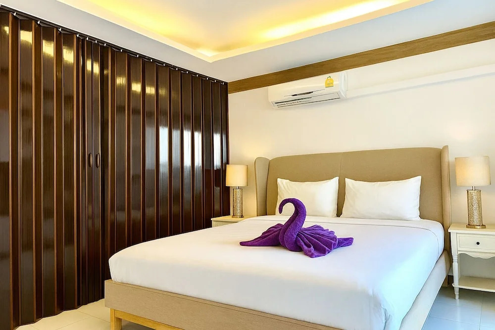 5 Star Resort - Patong Beach - 65m²-olympic Size Swimming Pool, Gym, Spa, Tennis