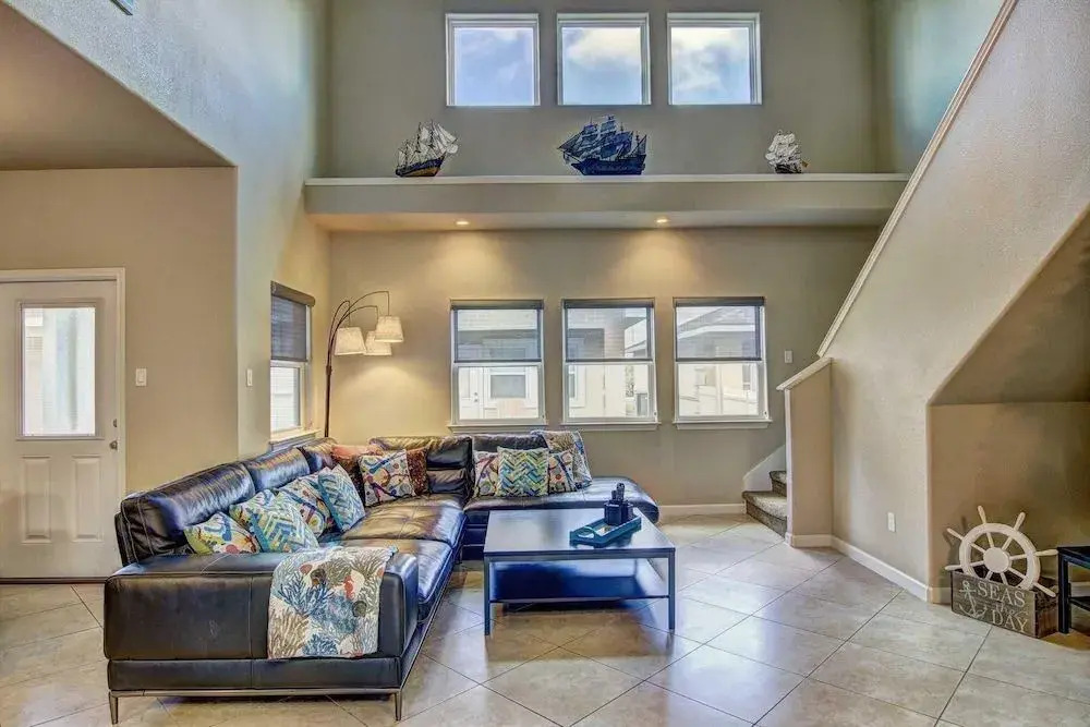 Safe Harbor - 3 Br Townhouse