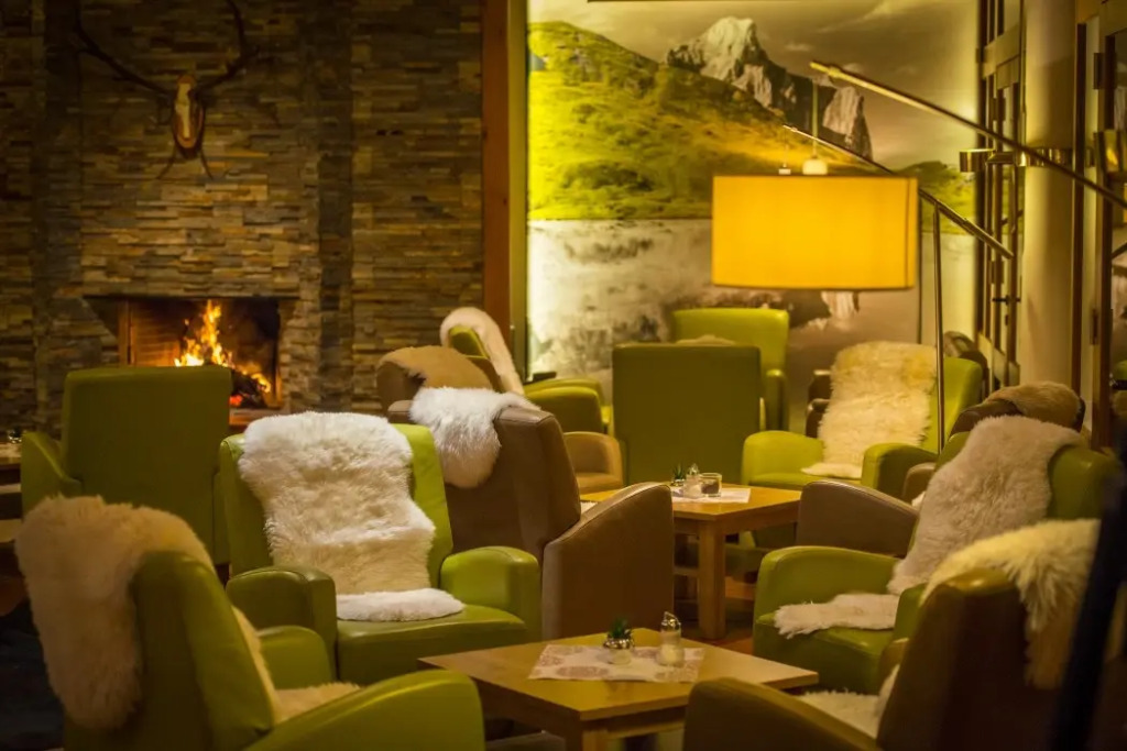 Hotel Das Gastein - ganzjährig inklusive Alpentherme Gastein & Sommersaison inklusive Gasteiner Bergbahnen