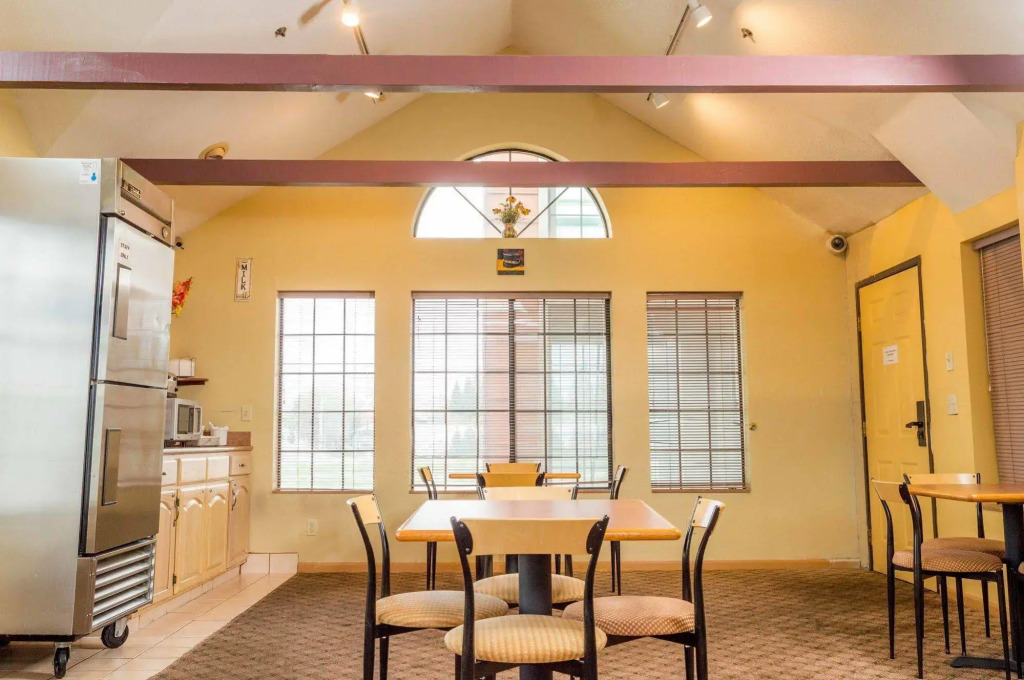 Executive Inn & Suites Sacramento