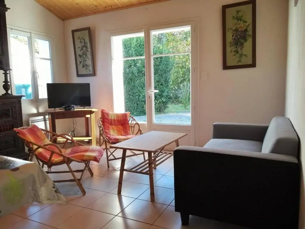 Maison indépendante avec terrasse, proche plage et terrain de 1100 m², Noirmoutier-en-lÎle - FR-1-224B-108