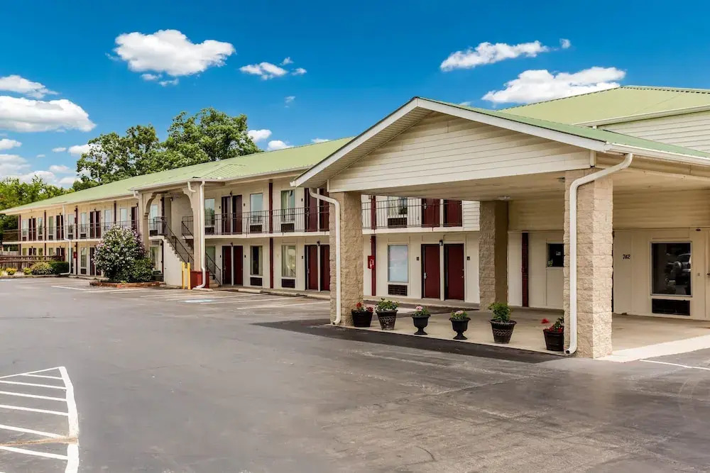 Motel 6 Monteagle TN
