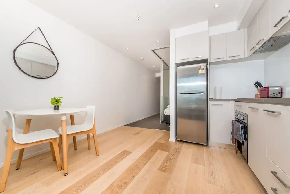 JHT - 1 BRM Apartment, Queen St, Seaview