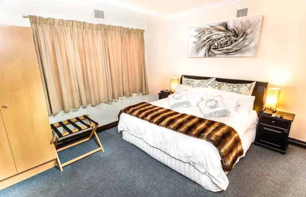 The George Hotel