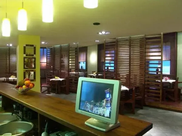 Hotel Oasis