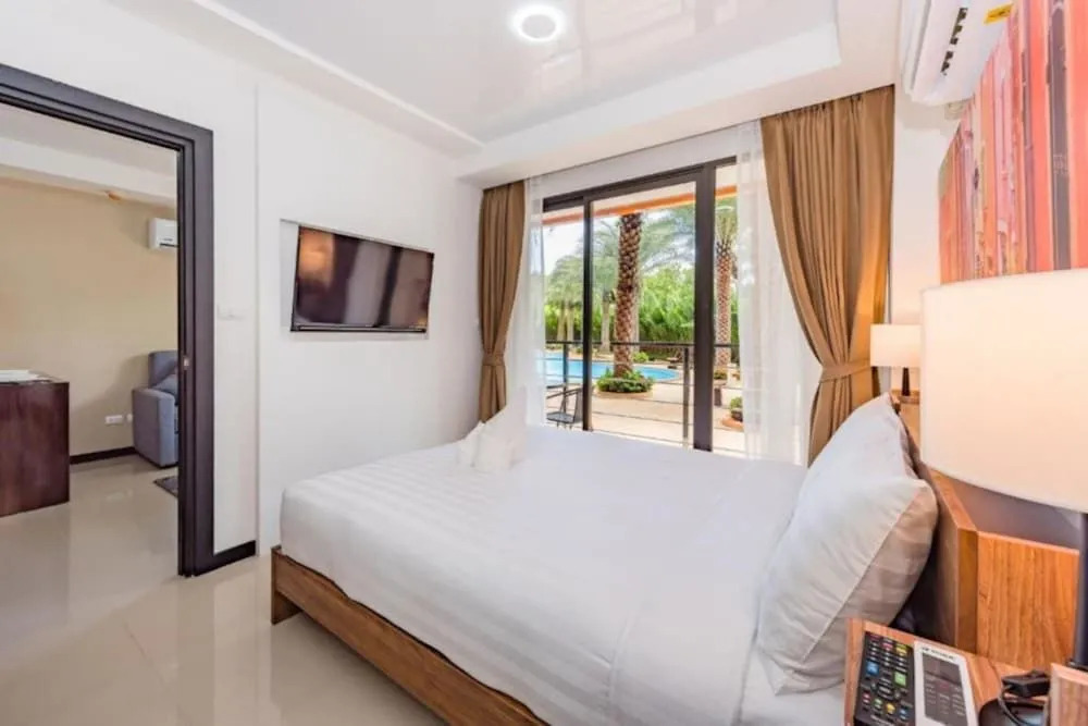 MBC Mai Khao Beach Condotel LUXURY APARTMENTs
