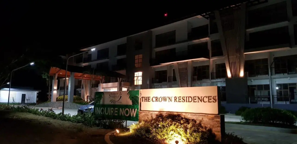 Crown Hotel at Harbour Springs Palawan Managed by Enderun Hotels