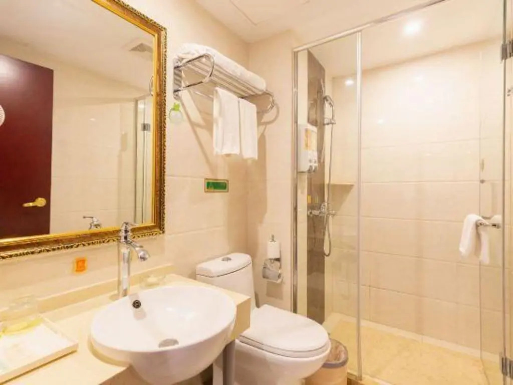 Vienna International Hotel Shanghai Humin Road