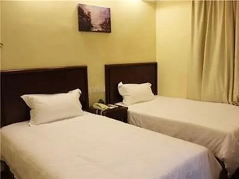 GreenTree Inn Suqian Shuyang Sanpima Shangyeguangchang Express Hotel
