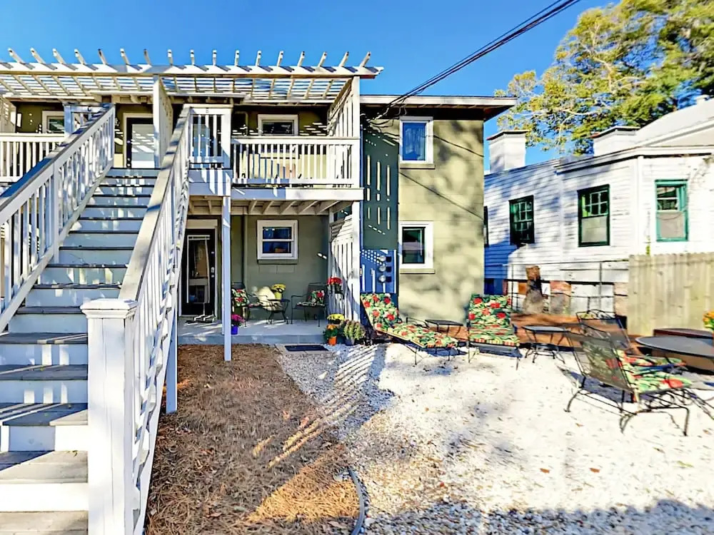East Bolton Duplex Unit A 2 Bedrooms 1 Bathroom Duplex