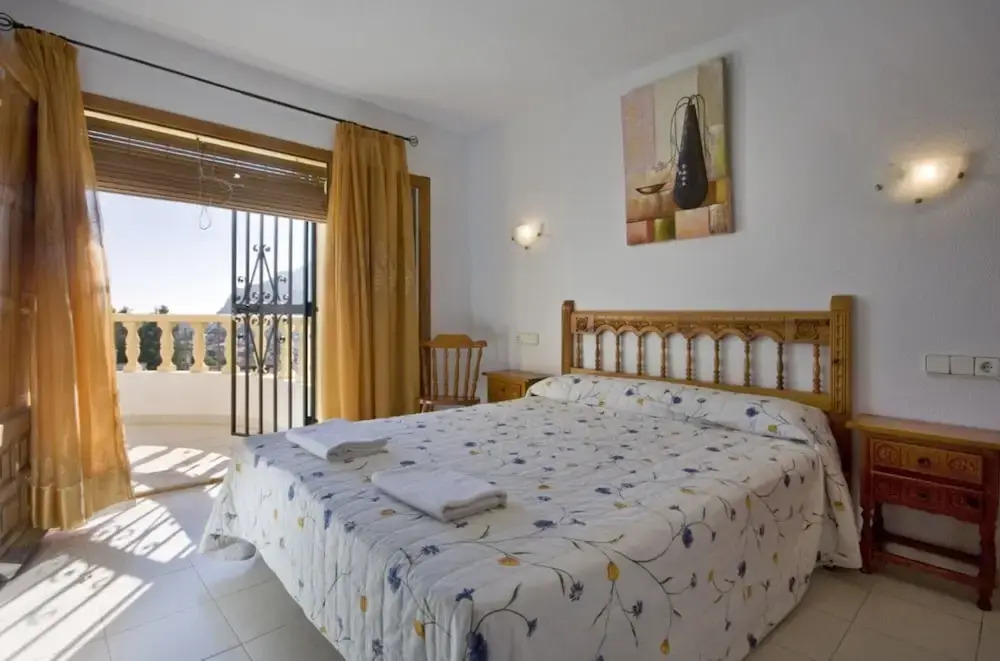 Villa - 2 Bedrooms with Pool and Sea views - 105004