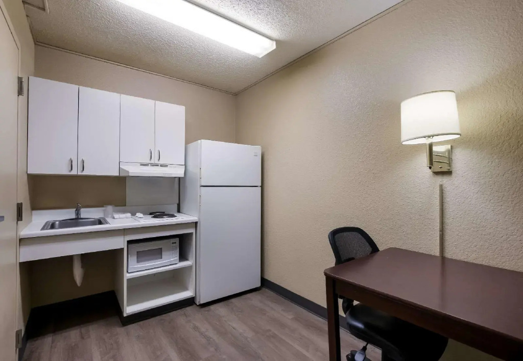 MainStay Suites Knoxville - Cedar Bluff