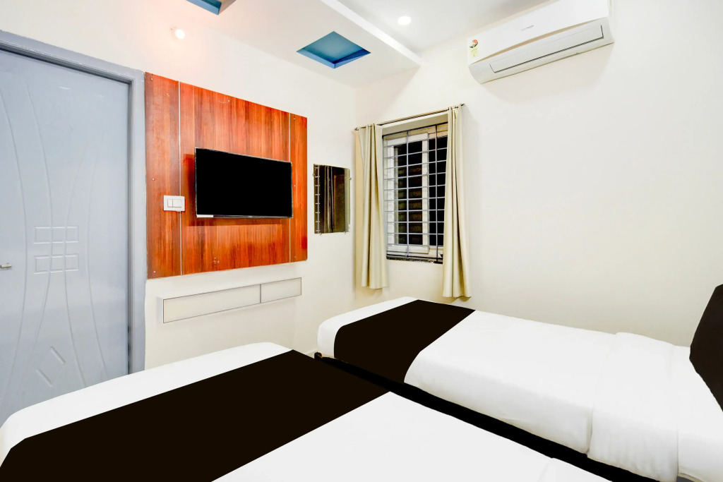 Super Collection O Khajaguda Hills Formerly Sri Balaji Luxury Rooms