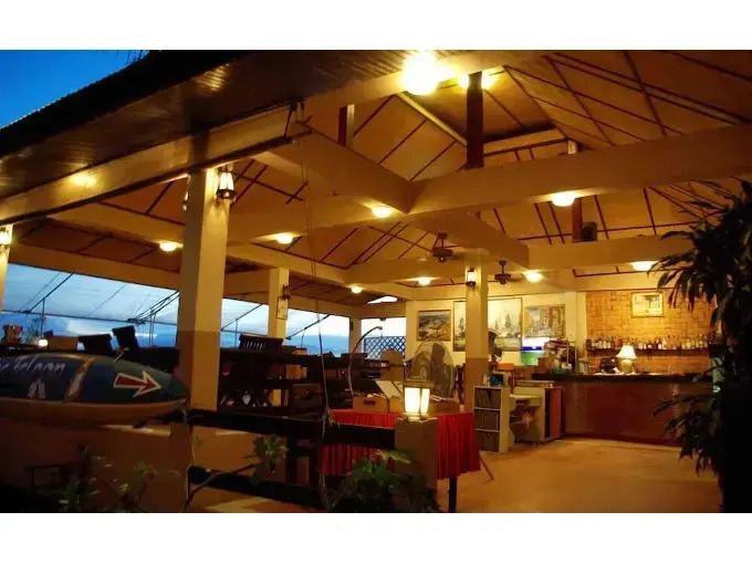 Sea Falcon Hotel