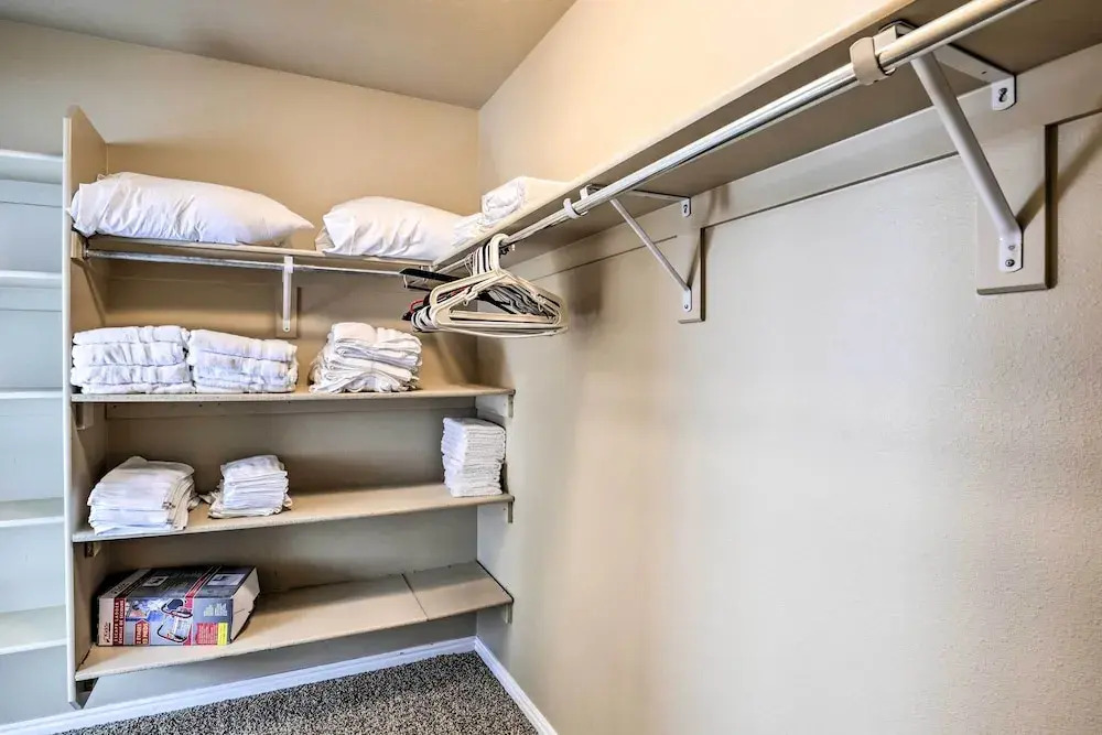 Family-friendly Home w/ Theater, 24 Mi to SLC