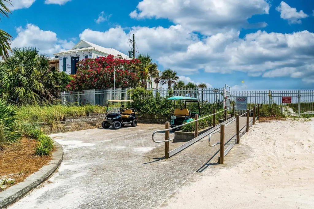 Gulf Shore Drive #4 Harbor Oasis