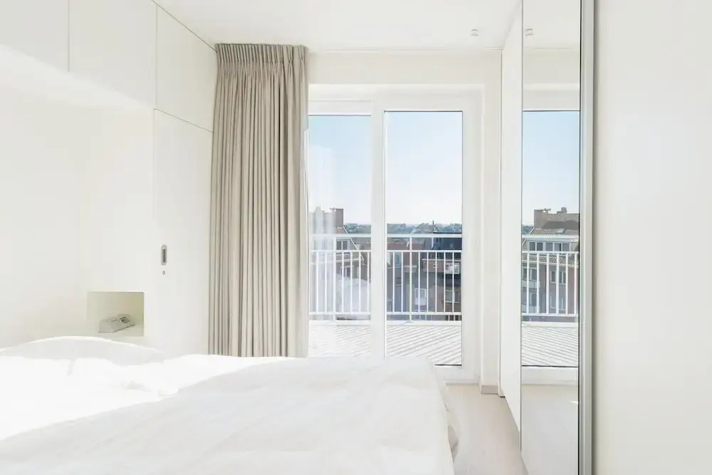 Apartment Close to the sea Wall of Mariakerke