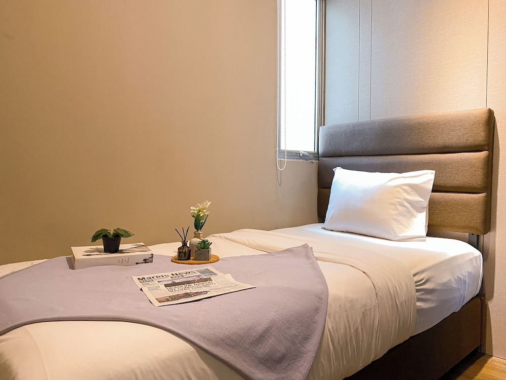Contemporary Comfort 2Br Apartment Pakubuwono Terrace