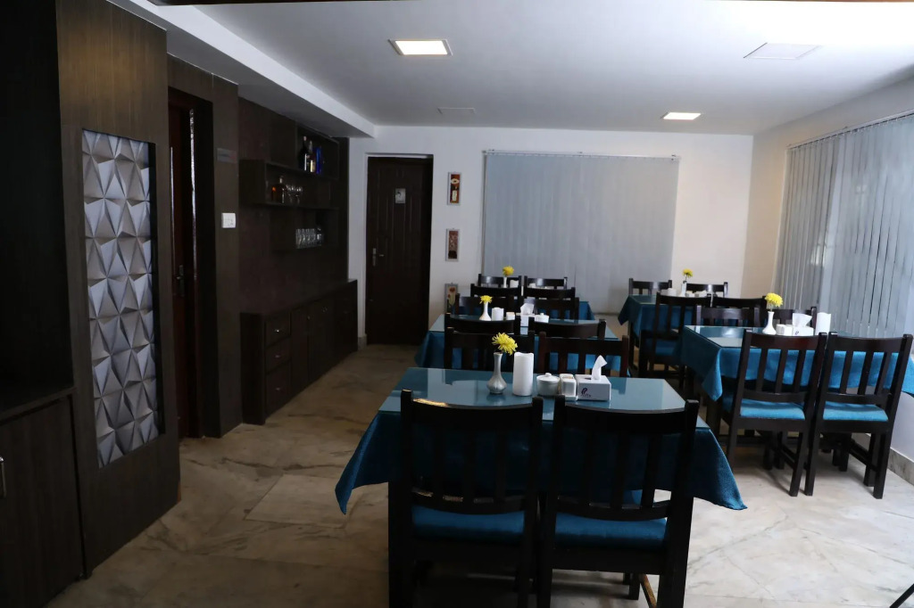 AUSFinn Hotel Metro Inn