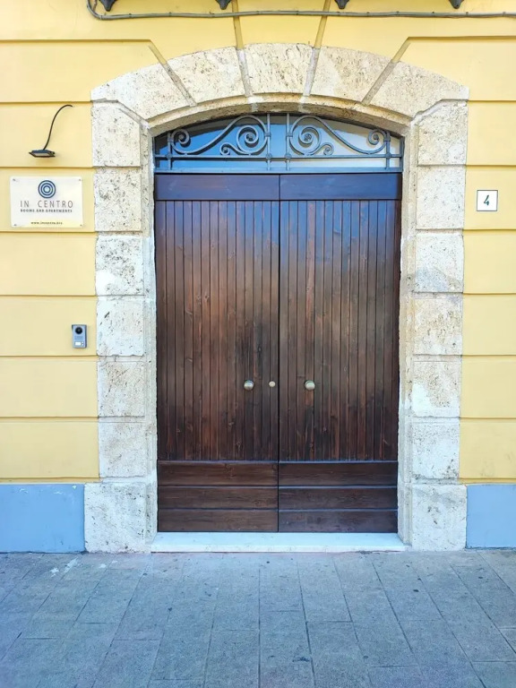 IN CENTRO Rooms and Apartments